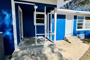 1307 W Main St, Cameron, TX 76520 - Photo 19