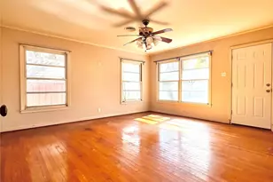 1307 W Main St, Cameron, TX 76520 - Photo 13