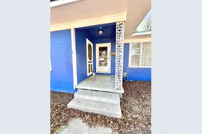 1307 W Main Street, Cameron, TX 76520 - Photo 3