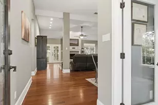 100 Oakmont Ct, Georgetown, TX 78628 - Photo 3