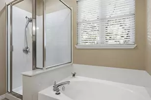 100 Oakmont Ct, Georgetown, TX 78628 - Photo 19