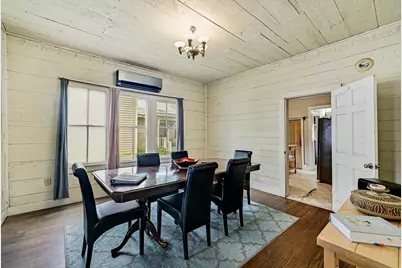 805 Main Street, Bastrop, TX 78602 - Photo 15