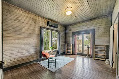 805 Main Street, Bastrop, TX 78602 - Photo 9