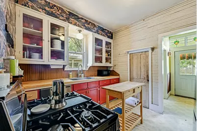 805 Main Street, Bastrop, TX 78602 - Photo 11