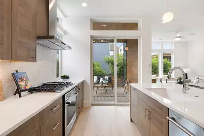 900 S 2nd Street #21, Austin, TX 78704 - Photo 11