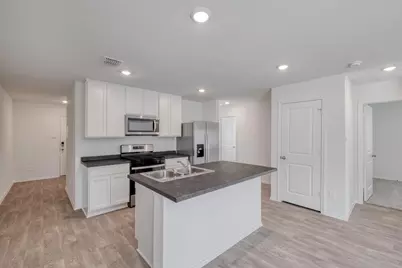 346 Bull Lake Circle, Buda, TX 78610 - Photo 3