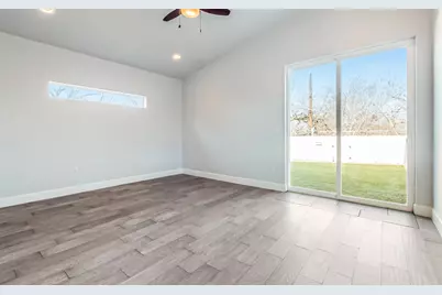 1130 Spur Street #A, Austin, TX 78721 - Photo 11