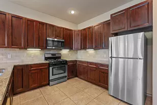 209 Harris St, Elgin, TX 78621 - Photo 9