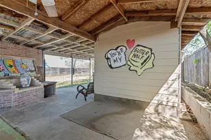 209 Harris St, Elgin, TX 78621 - Photo 35