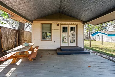 209 Harris Street, Elgin, TX 78621 - Photo 27