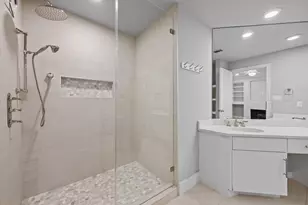 1000 Liberty Park Dr, Austin, TX 78746 - Photo 7