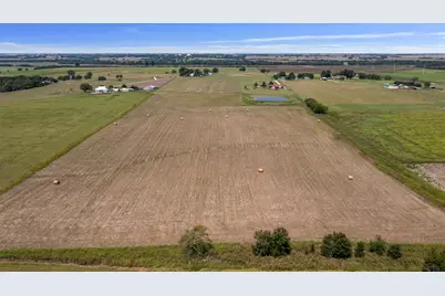 12473 County Road 440, Thorndale, TX 76577 - Photo 15