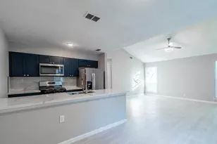 915 Sirocco Dr, Austin, TX 78745 - Photo 3