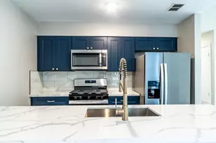 915 Sirocco Dr, Austin, TX 78745 - Photo 17