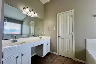 1111 Glendalough Dr, Pflugerville, TX 78660 - Photo 31