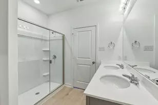 157 Green Berets Bnd, Jarrell, TX 76537 - Photo 15