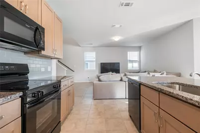 2713 Paragon Fox Drive, Pflugerville, TX 78660 - Photo 13