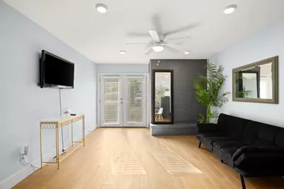 909 Reinli Street #142, Austin, TX 78751 - Photo 5