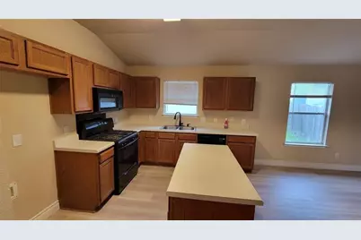 339 Marquitos Drive, Kyle, TX 78640 - Photo 7