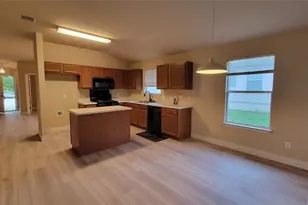 339 Marquitos Dr, Kyle, TX 78640 - Photo 5
