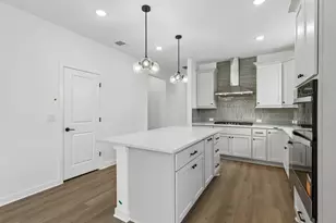 1112 Martingale St, Georgetown, TX 78633 - Photo 5