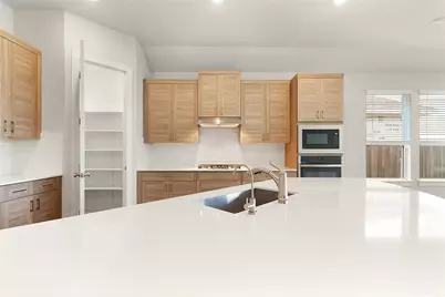 233 West Faulkner Street, Liberty Hill, TX 78642 - Photo 11