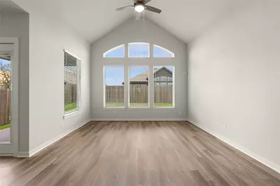 233 West Faulkner Street, Liberty Hill, TX 78642 - Photo 15