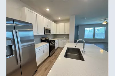 78 Hereford Loop, Hutto, TX 78634 - Photo 5