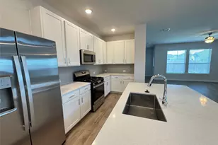 78 Hereford Loop, Hutto, TX 78634 - Photo 5