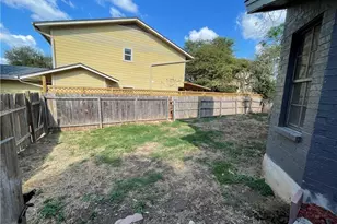 2009 Kirksey Dr, Austin, TX 78741 - Photo 33