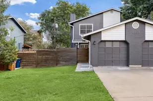 2009 Kirksey Dr, Austin, TX 78741 - Photo 31