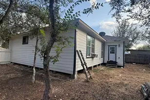 104 Pink Dahlia Dr, Dale, TX 78616 - Photo 19