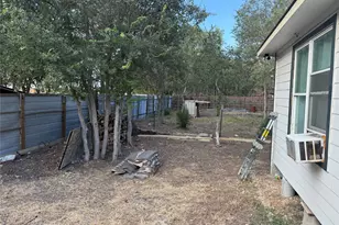104 Pink Dahlia Dr, Dale, TX 78616 - Photo 21