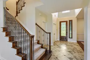 107 Hensley Dr, Austin, TX 78738 - Photo 13