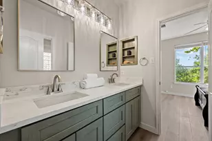 8802 Bluegrass Dr, Austin, TX 78759 - Photo 19
