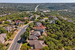 8802 Bluegrass Dr, Austin, TX 78759 - Photo 31