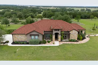 128 Strada Luca, Florence, TX 76527 - Photo 3