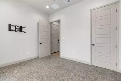 128 Strada Luca, Florence, TX 76527 - Photo 15