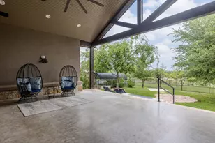 128 Strada Luca, Florence, TX 76527 - Photo 39