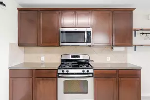 6735 Plains Crest Dr, Del Valle, TX 78617 - Photo 11