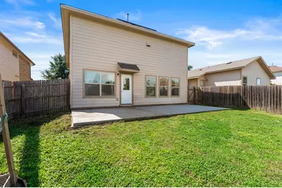6735 Plains Crest Drive, Del Valle, TX 78617 - Photo 31