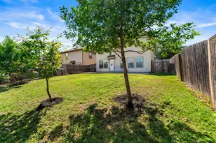 6735 Plains Crest Dr, Del Valle, TX 78617 - Photo 29