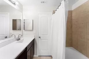 6735 Plains Crest Dr, Del Valle, TX 78617 - Photo 25