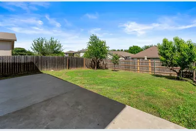 6735 Plains Crest Drive, Del Valle, TX 78617 - Photo 29