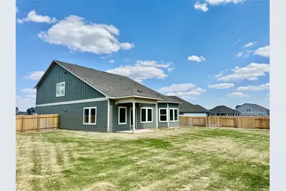 208 Coopers Hawk Crest, Cedar Creek, TX 78612 - Photo 5