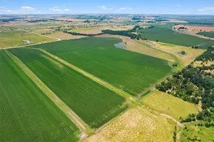 1117 Co Rd 423, Taylor, TX 76574 - Photo 1