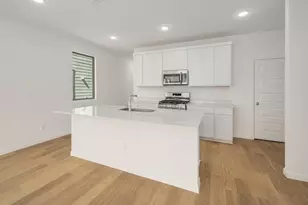 223 Hornet St, Elgin, TX 78621 - Photo 9