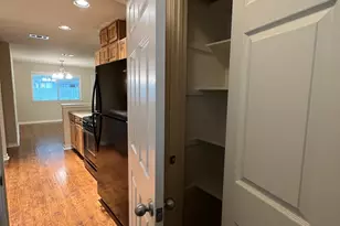 2915 Bushnell Dr, Austin, TX 78745 - Photo 9