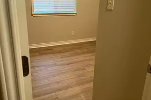 2915 Bushnell Dr, Austin, TX 78745 - Photo 11