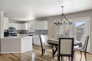 8816 Milton Lease Dr, Austin, TX 78747 - Photo 13